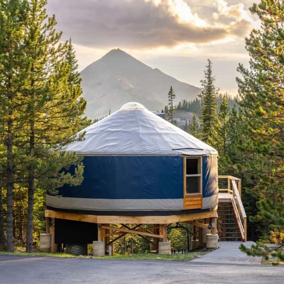 Beehive Basin Yurt: Stunning Mountain Views, Private Hot Tub - Image 1