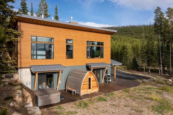 Outstanding Views - Hot Tub, Sauna - Image 2